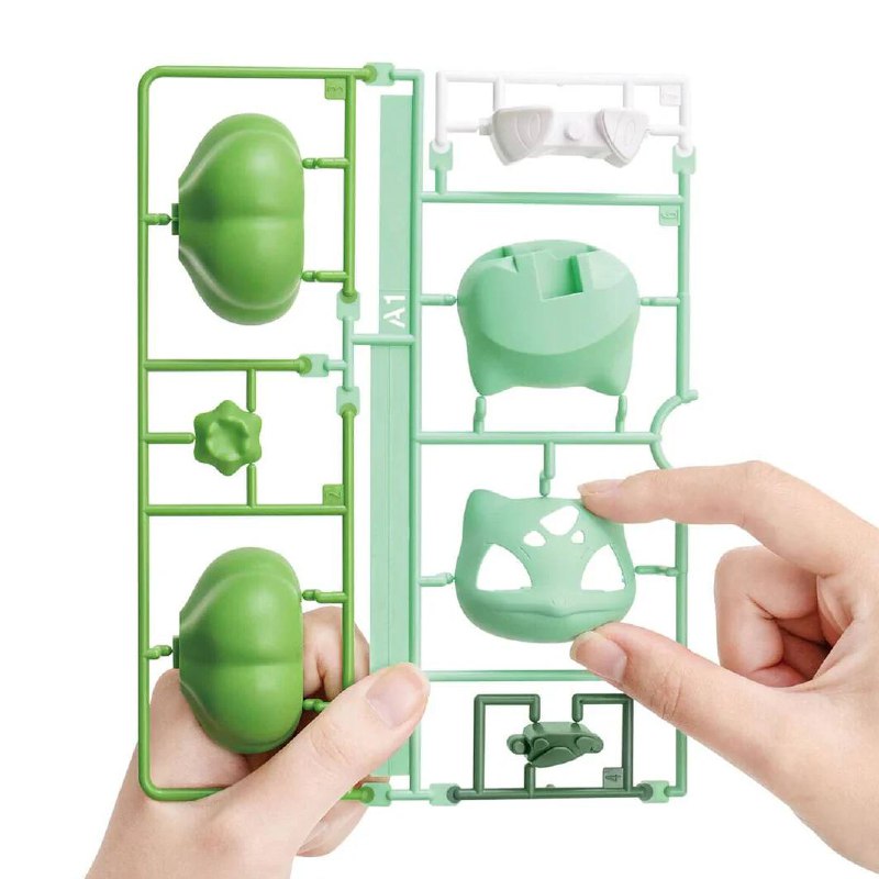 BANDAI MODEL KIT - BULBASAUR
